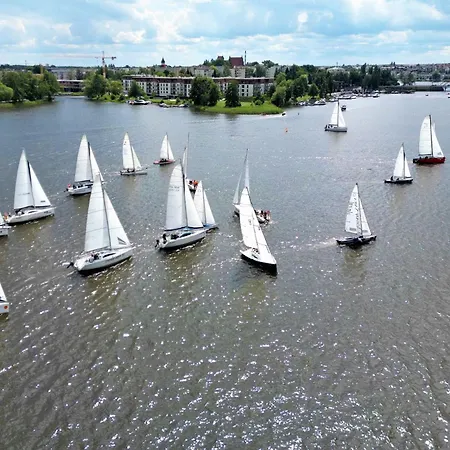 Marina Deluxe Ii - Garaz Podziemny, Widok Na Jezioro Z Kazdego Z 3 Pokoi, 70 M2, Netflix