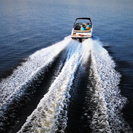 Marina Deluxe Ii - Garaz Podziemny, Widok Na Jezioro Z Kazdego Z 3 Pokoi, 70 M2, Netflix Daire *