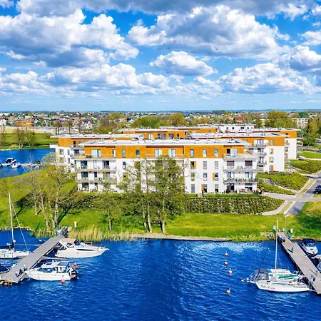 Marina Deluxe Ii - Garaz Podziemny, Widok Na Jezioro Z Kazdego Z 3 Pokoi, 70 M2, Netflix