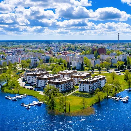 Apartment Marina Deluxe Ii - Garaz Podziemny, Widok Na Jezioro Z Kazdego Z 3 Pokoi, 70 M2, Netflix