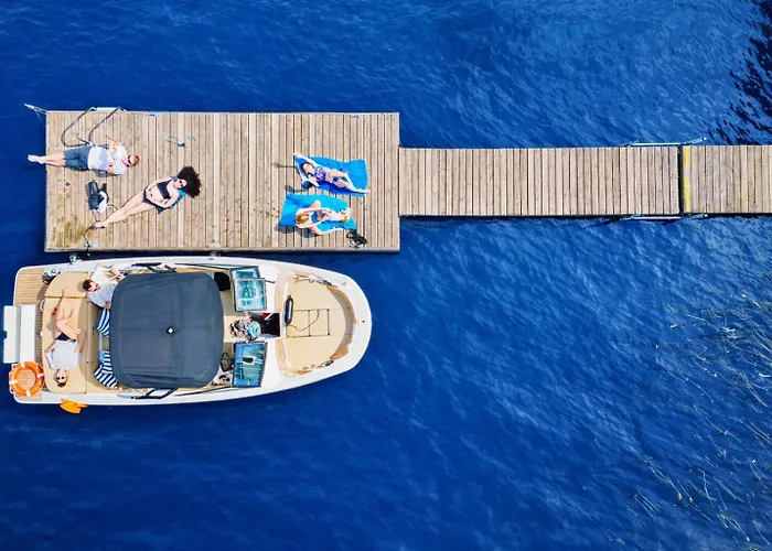 Marina Deluxe Ii - Garaz Podziemny, Widok Na Jezioro Z Kazdego Z 3 Pokoi, 70 M2, Netflix