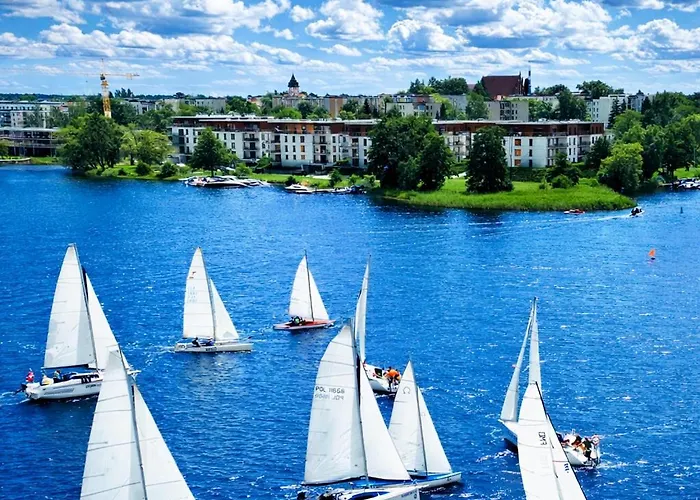 Marina Deluxe Ii - Garaz Podziemny, Widok Na Jezioro Z Kazdego Z 3 Pokoi, 70 M2, Netflix Ilawa