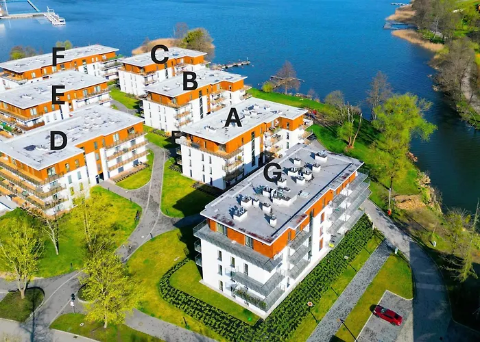 Marina Deluxe Ii - Garaz Podziemny, Widok Na Jezioro Z Kazdego Z 3 Pokoi, 70 M2, Netflix * Ilawa